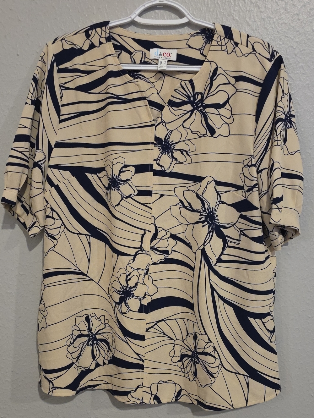 d. & CO. Beige Floral Button-Front Top with Navy Outline
